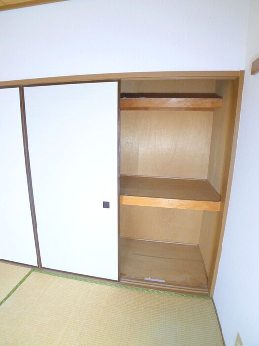 物件内観写真13　(収納)