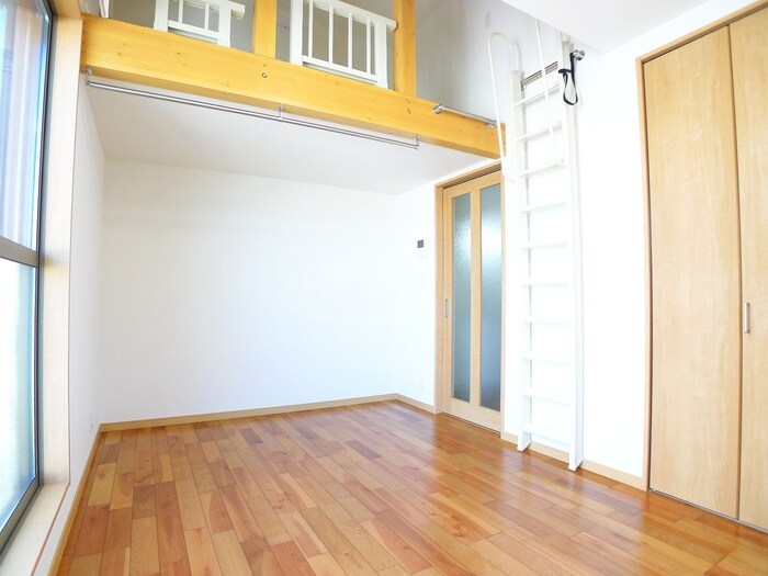 物件内観写真5　(居室)