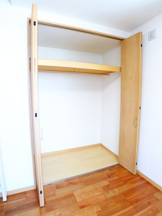 物件内観写真6　(収納)