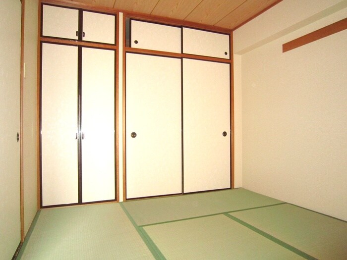 物件内観写真9　(居室)