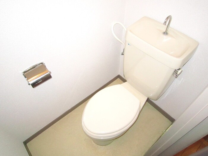 物件内観写真12　(トイレ)