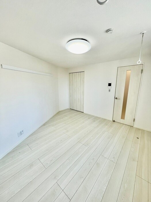 物件内観写真5　(居室)