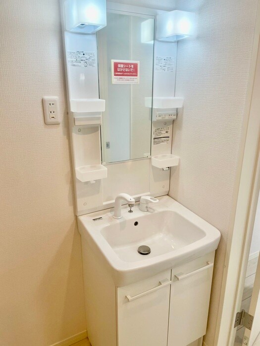 物件内観写真10　(洗面)