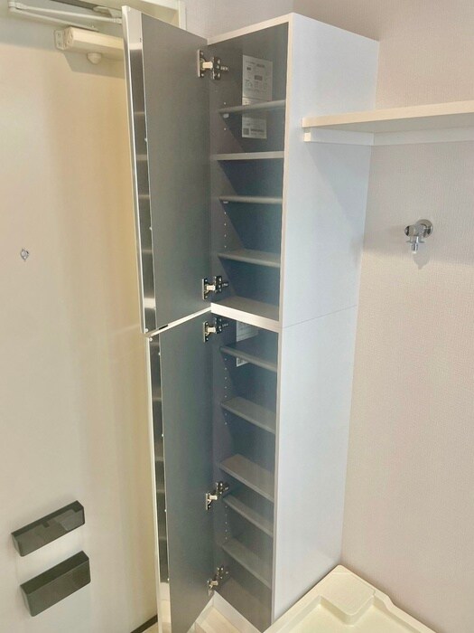 物件内観写真13　(収納)