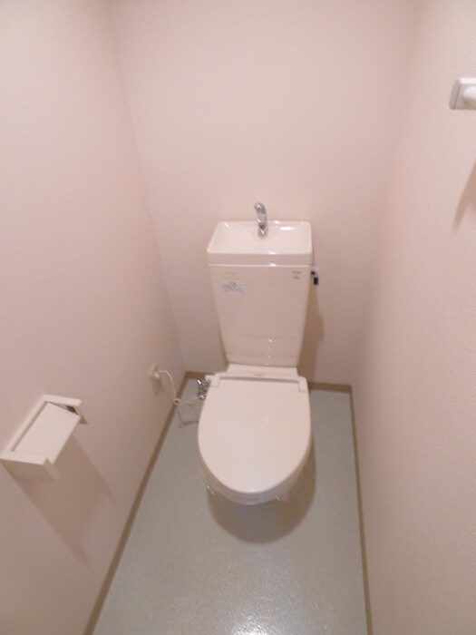 物件内観写真9　(トイレ)