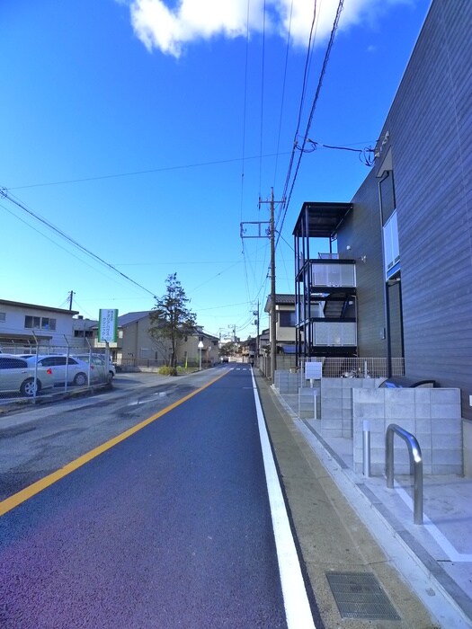 物件外観写真6　(周辺環境)