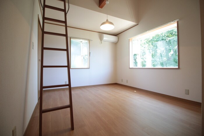 物件内観写真8　(居室)