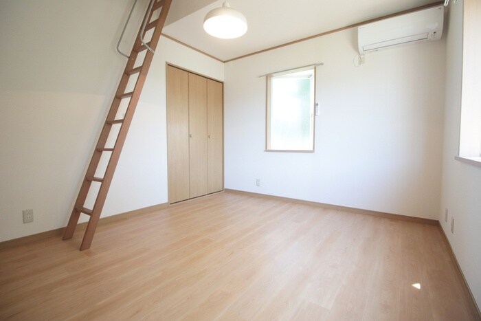 物件内観写真9　(居室)