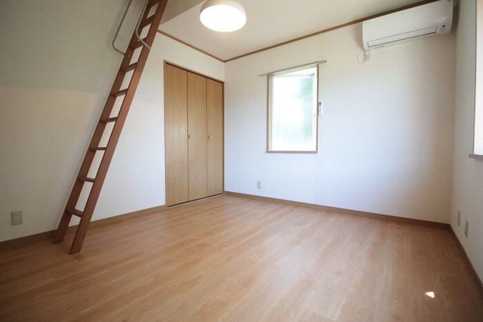 物件内観写真10　(居室)