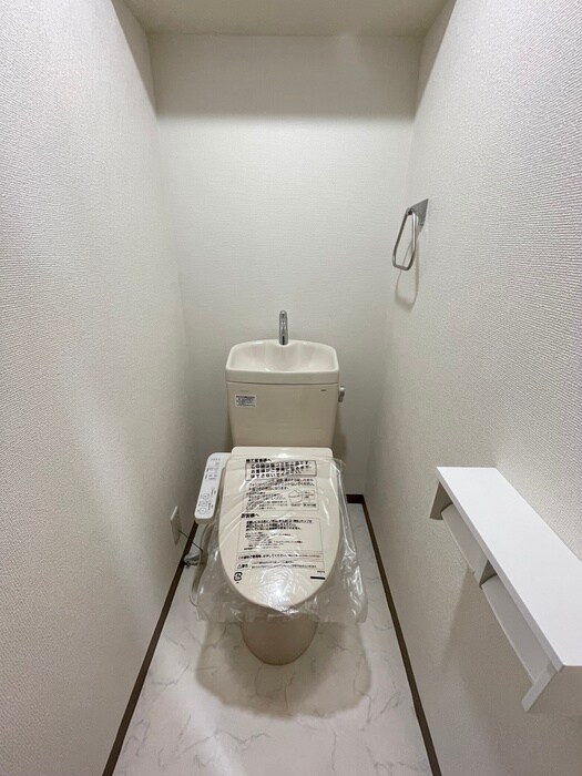 物件内観写真11　(トイレ)