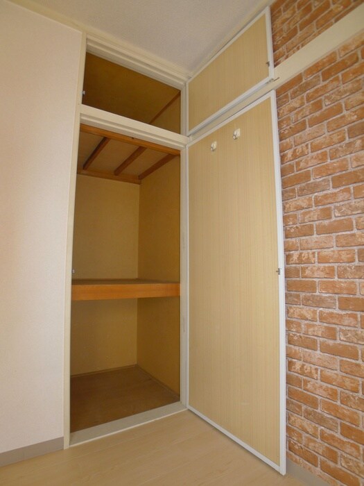 物件内観写真10　(収納)