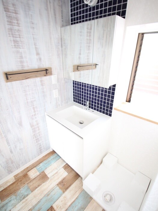 物件内観写真10　(洗面)