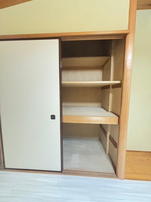 物件内観写真10　(収納)