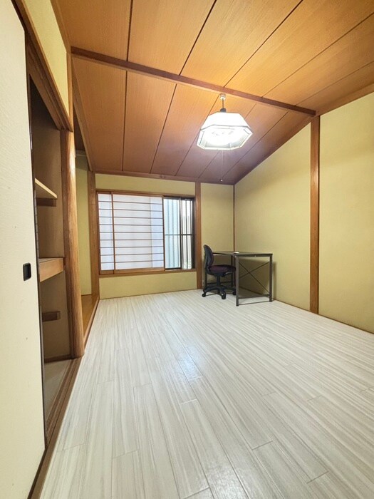 物件内観写真19　(居室)