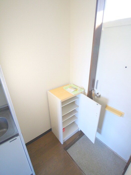 物件内観写真16　(靴箱)