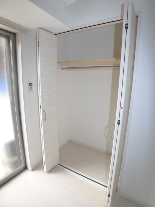 物件内観写真10　(収納)