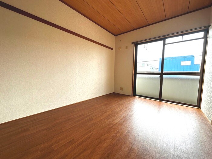 物件内観写真7　(居室)