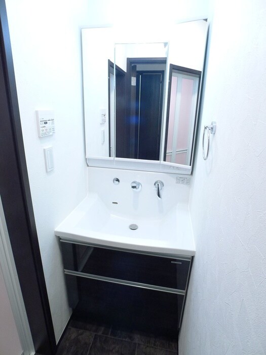 物件内観写真14　(洗面)