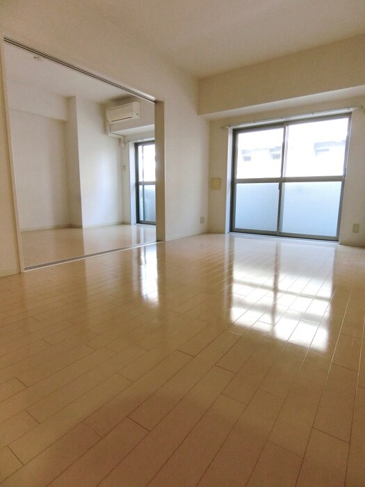 物件内観写真5　(居室)