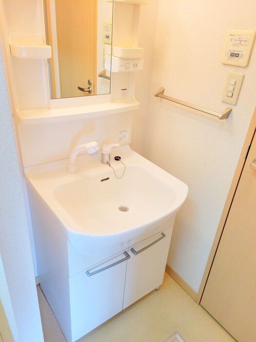 物件内観写真12　(洗面)