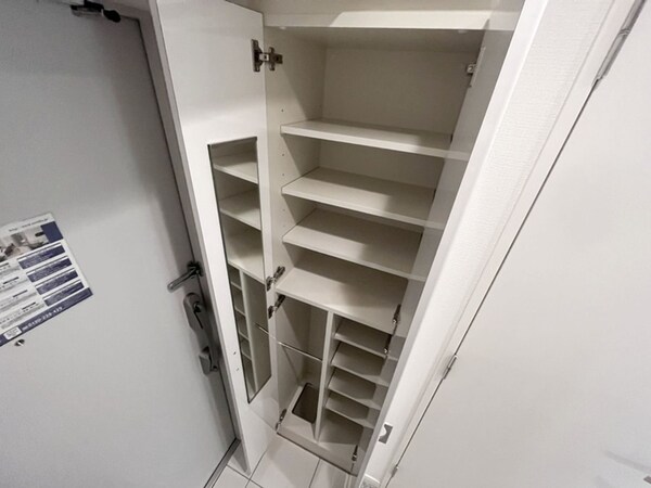 靴箱