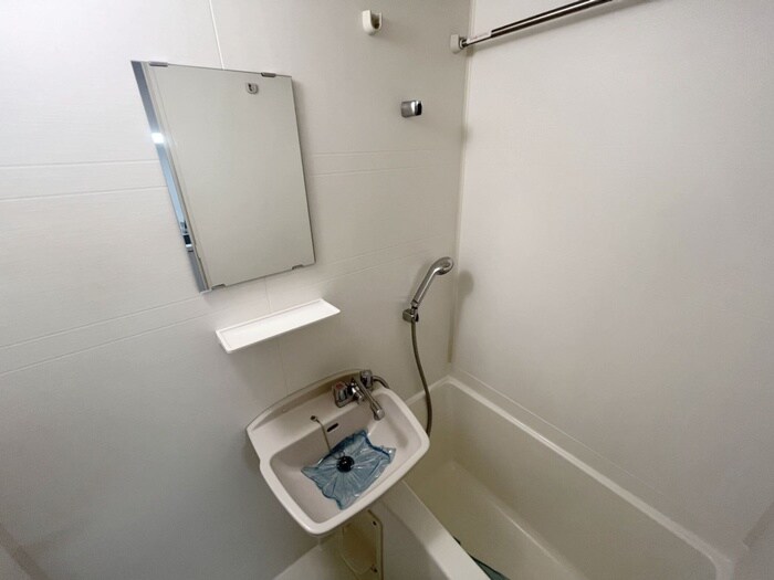 物件内観写真17　(洗面)