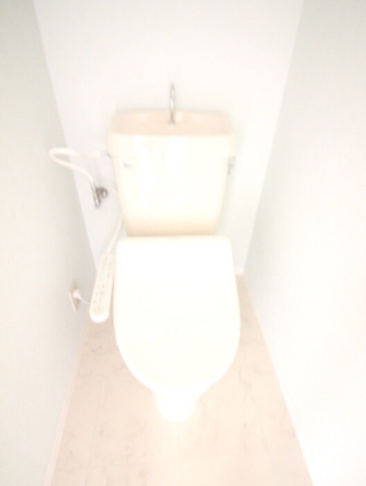 物件内観写真8　(トイレ)