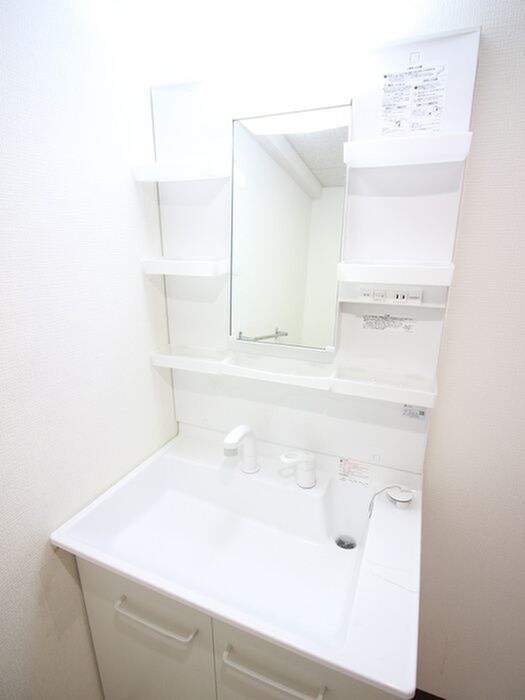 物件内観写真9　(洗面)