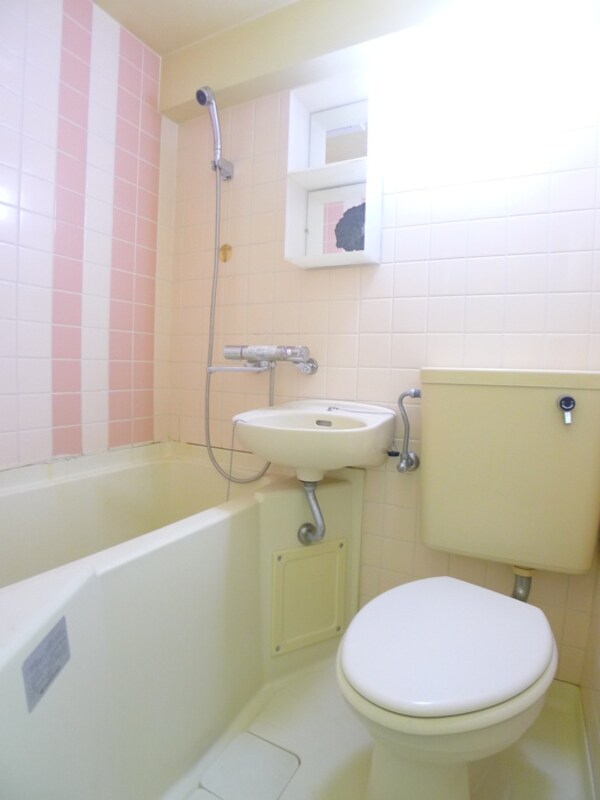 バス／シャワールーム等