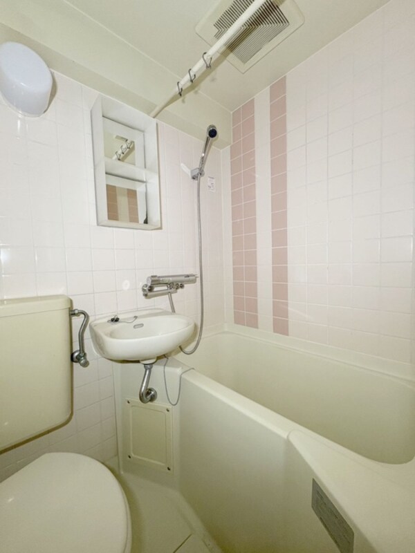 バス／シャワールーム等