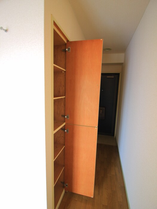 物件内観写真17　(収納)