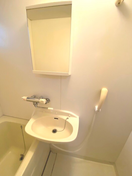 物件内観写真12　(洗面)