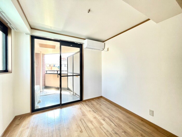 物件内観写真7　(居室)