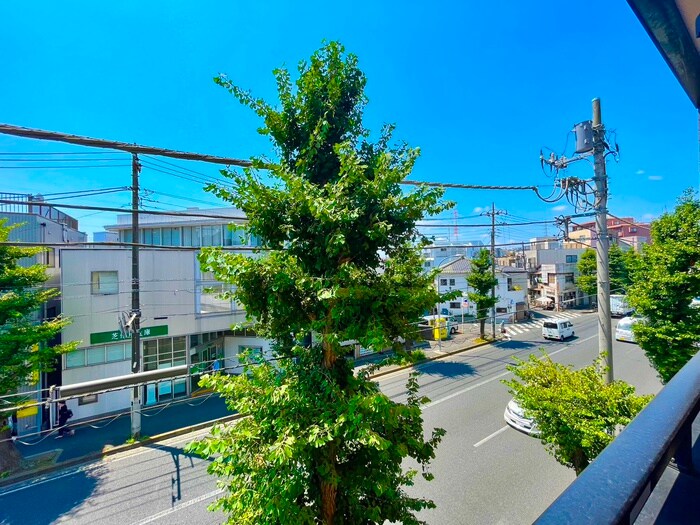 物件内観写真22　(室内からの展望)