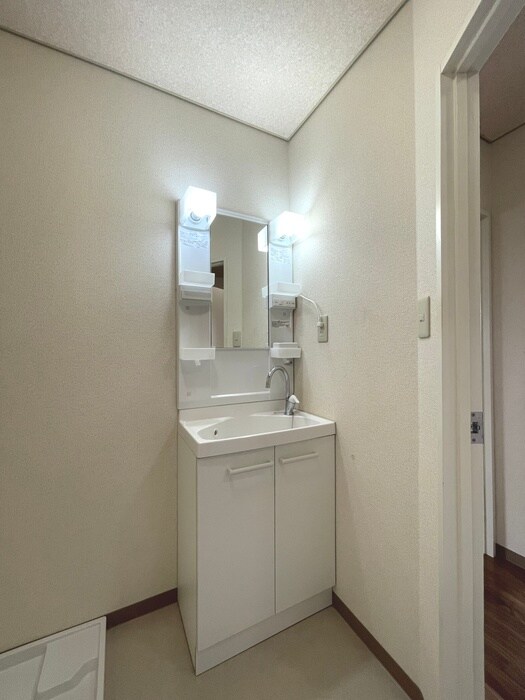 物件内観写真13　(洗面)