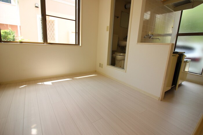 物件内観写真18　(居室)