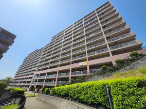 ﾌﾟﾗﾝｳﾞｪｰﾙ横須賀汐入Ⅲ号棟(811)外観写真