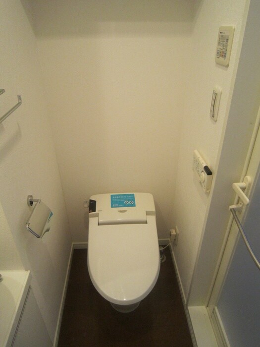 物件内観写真11　(トイレ)