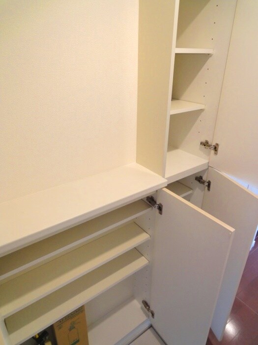 物件内観写真19　(靴箱)