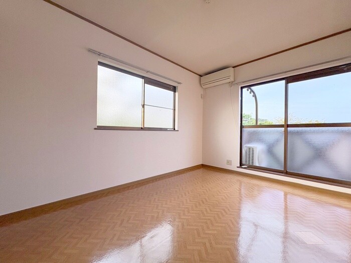 物件内観写真6　(居室)