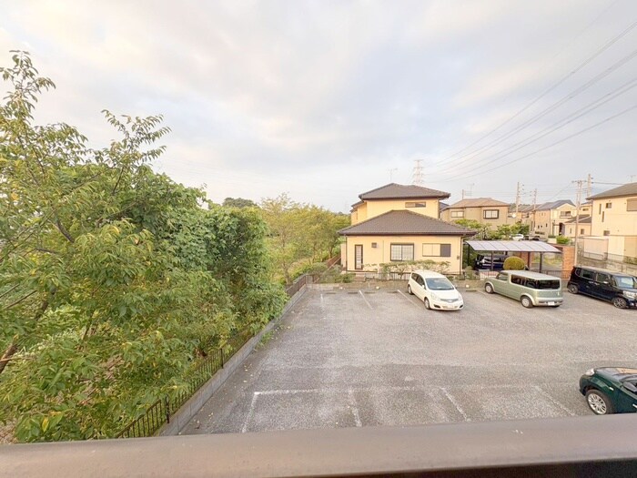 物件内観写真21　(室内からの展望)