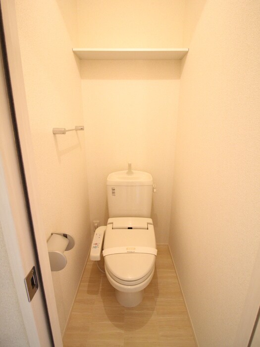 物件内観写真14　(トイレ)