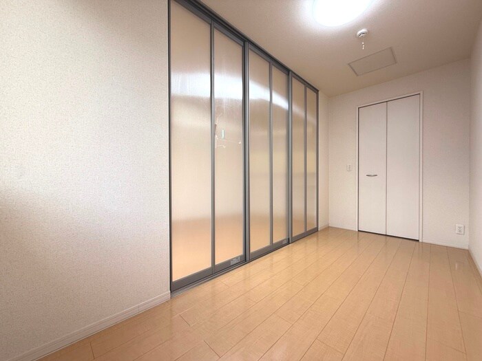 物件内観写真18　(居室)