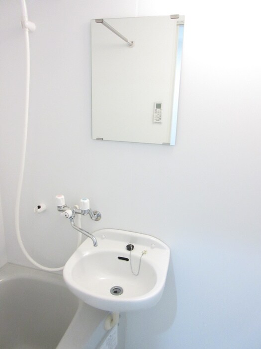 物件内観写真9　(洗面)