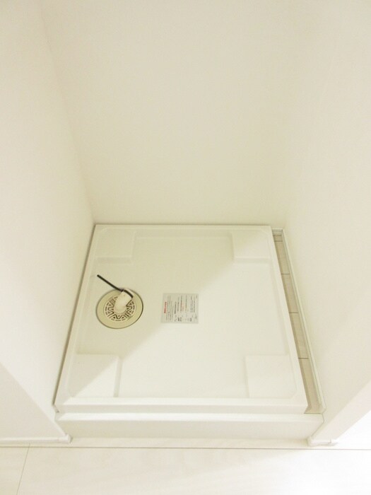 物件内観写真11　(洗濯機置場)