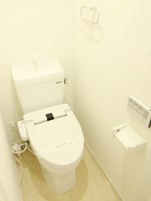 物件内観写真11　(トイレ)