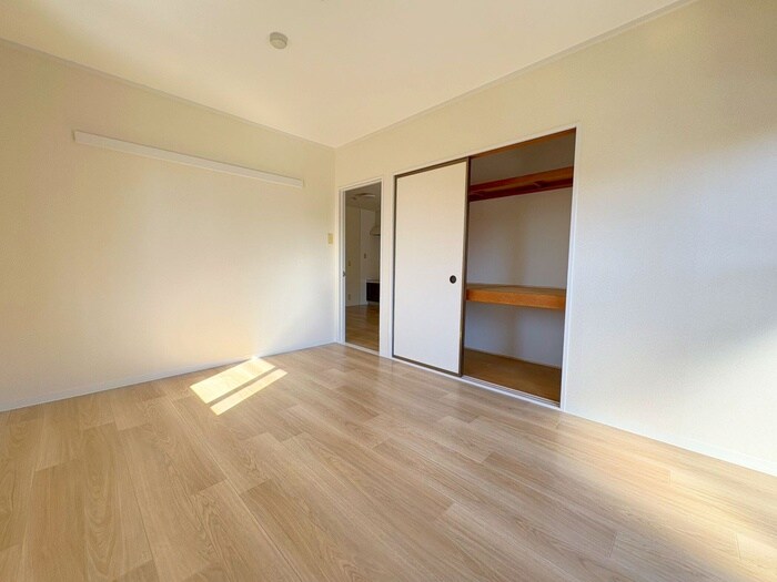 物件内観写真11　(収納)