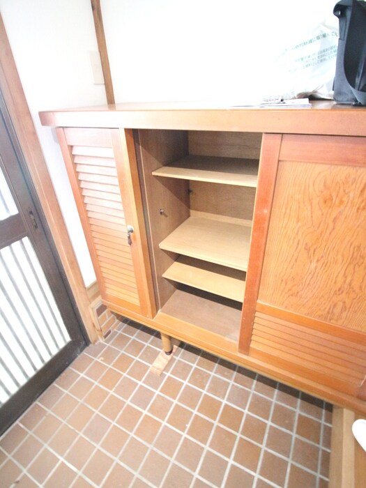 物件内観写真13　(靴箱)