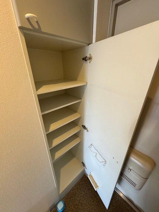 物件内観写真21　(玄関)