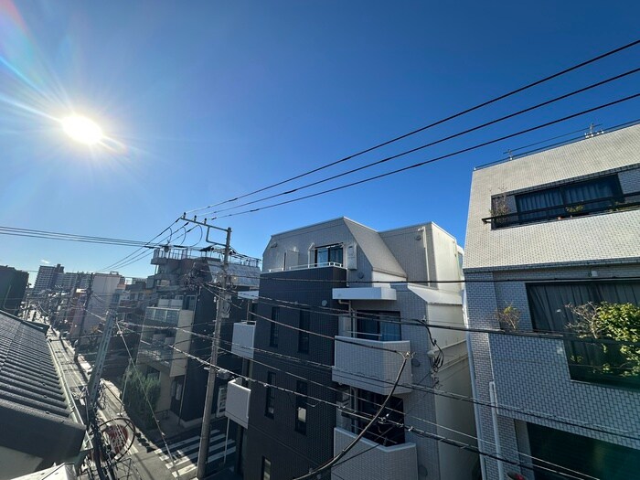 物件内観写真16　(室内からの展望)